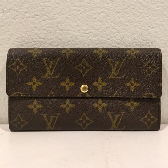 Louis Vuitton Handbags - LOUIS VUITTON Monogram Sarah Long Wallet